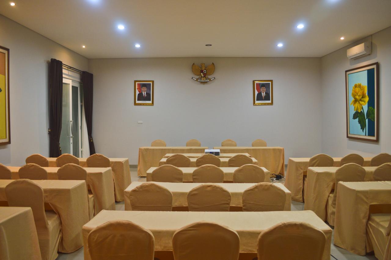 The Cabin Tanjung Hotel Wonosobo Esterno foto