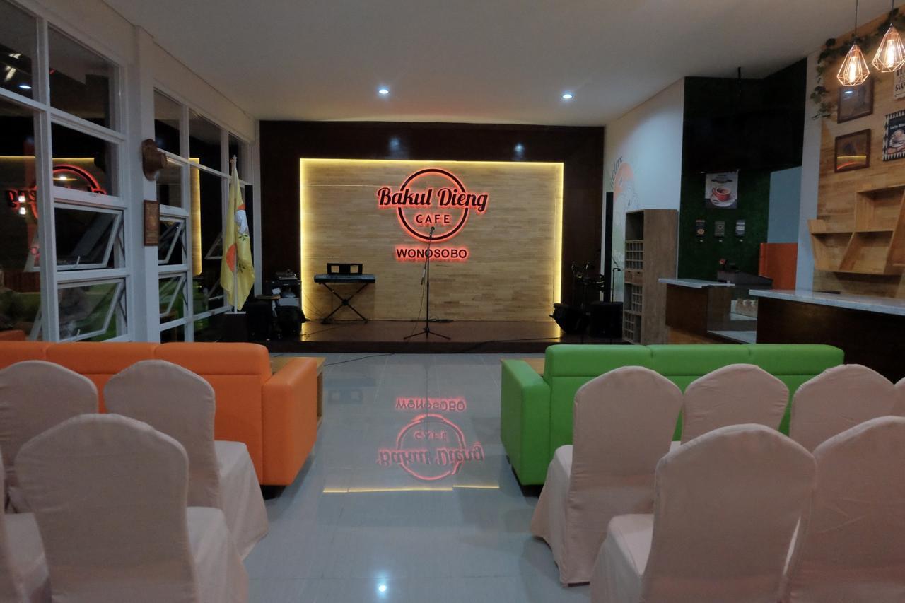 The Cabin Tanjung Hotel Wonosobo Esterno foto